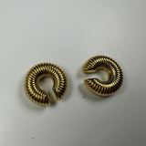 .46 ( EAR CUFF )